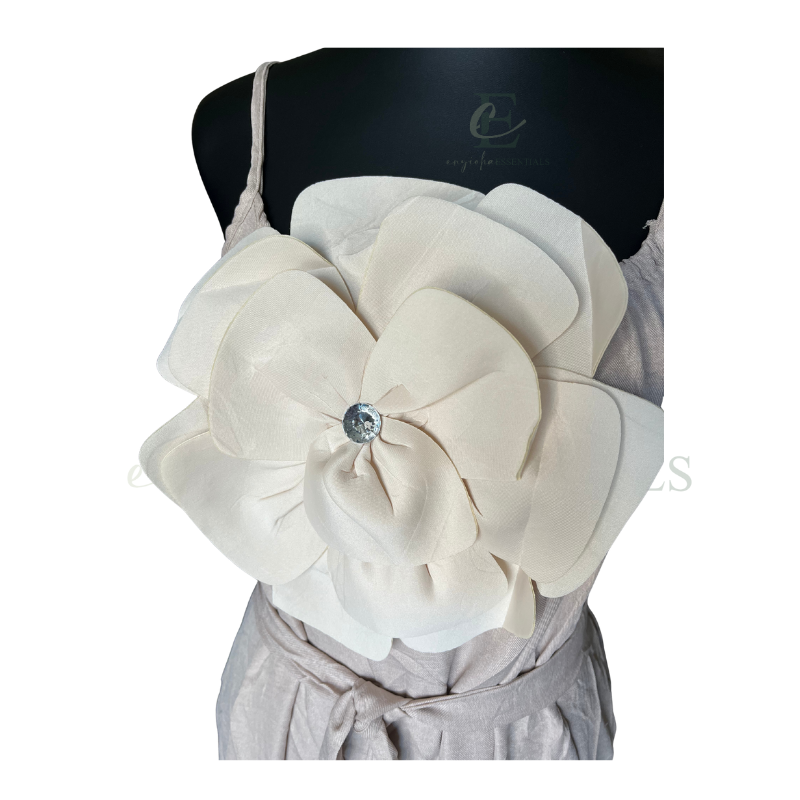 Ivory Bloom Maxi Dress | Size: Medium