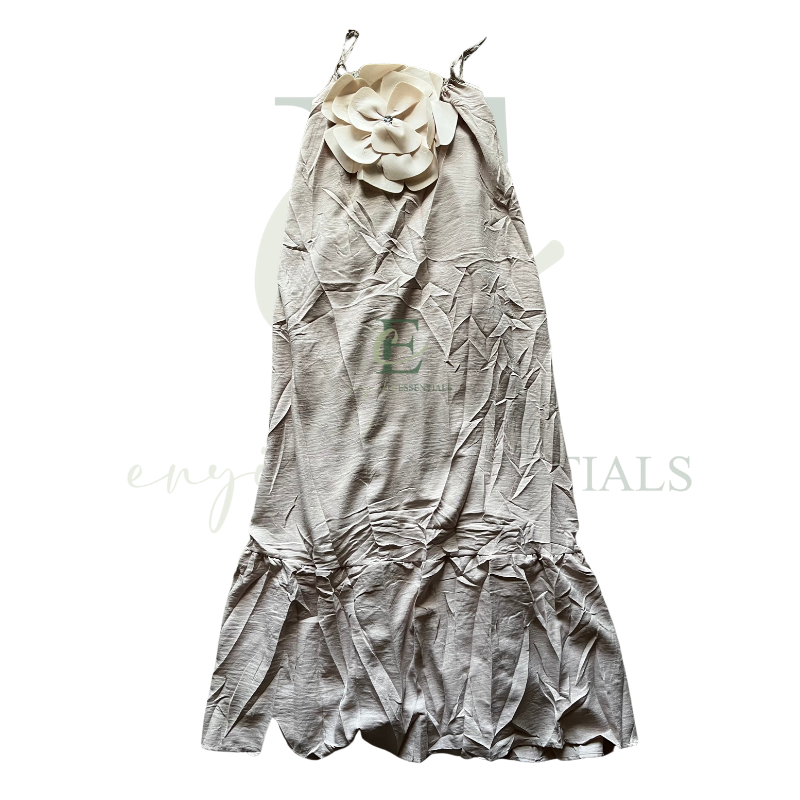 Ivory Bloom Maxi Dress | Size: Medium